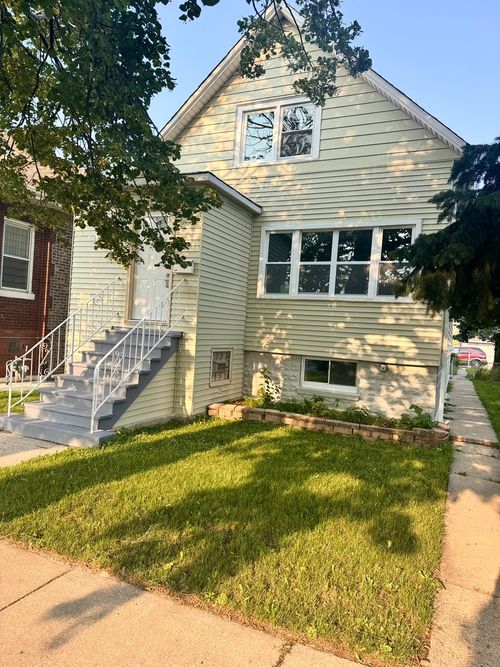 3215 S 54th Ct, Cicero, IL, 60804-3992 | Card Image