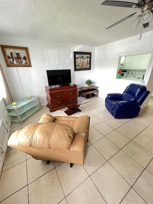 164 Northampton I, West Palm Beach, FL, 33417-1745 | Card Image