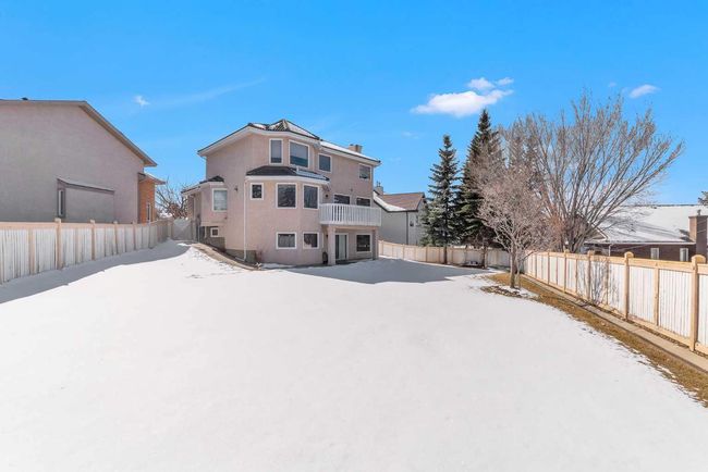 121 Patterson Mount Sw, House other with 5 bedrooms, 4 bathrooms and 4 parking in Calgary AB | Image 43