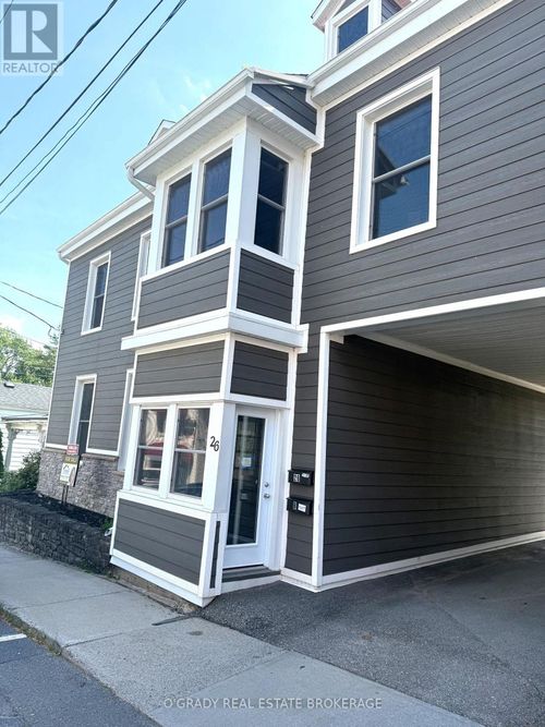 26 Apple St, Brockville, ON, K6V4X8 | Card Image