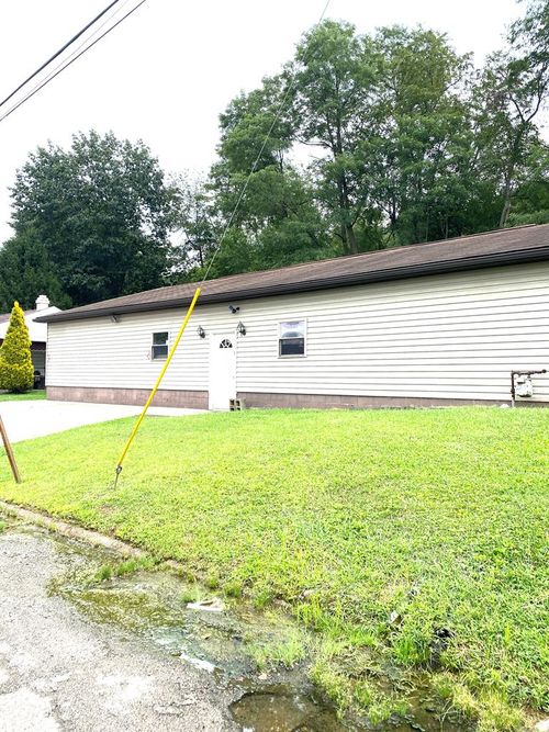 128 North N 6th Ave, Paden City, WV, 26159-1710 | Card Image
