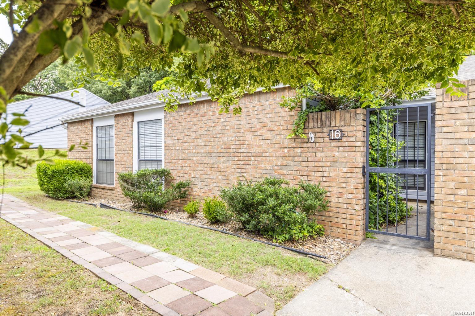 16 Huntsman, For Sale in Hot Springs Zoocasa