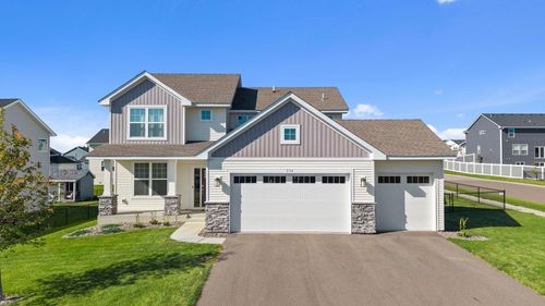 554 Heartland Dr, Delano, MN, 55328-2304 | Card Image