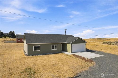 620 Sw Regent Ave, Wilbur, WA, 99185-8702 | Card Image