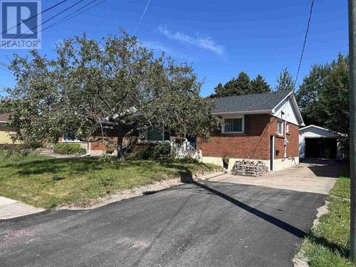 14 Nicolas Ave, Sault Ste. Marie, ON, P6A4E1 | Card Image