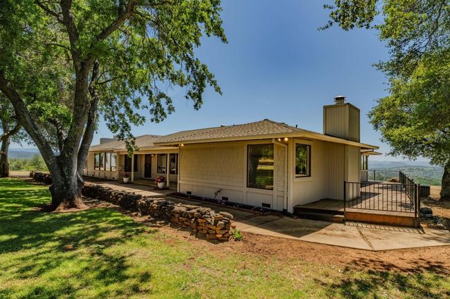 Front & Side of house | Image 4