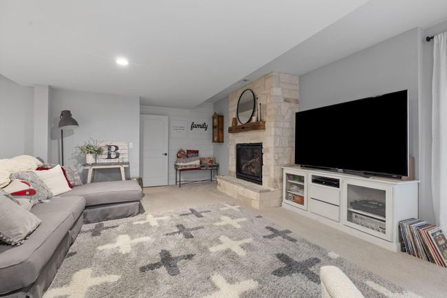 TV area in the family room | Image 41