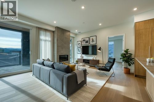 205-9652 Benchland Dr, Lake Country, BC, V4V0C4 | Card Image