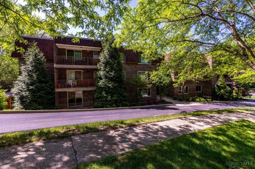 3563 Amberacres Dr, Cincinnati, OH, 45237-2546 | Card Image