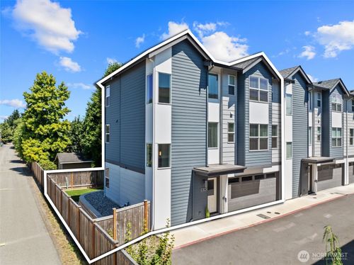 unit-e101-17417 W Main St, Monroe, WA, 98272-2055 | Card Image