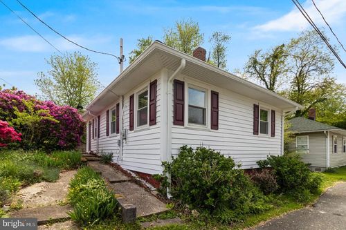 3925 Old Bayside Rd, CHESAPEAKE BEACH, MD, 20732-3161 | Card Image