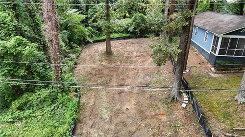 1050 Cato St Nw, Atlanta, GA, 30318-3943 | Card Image