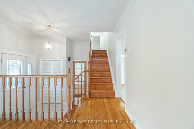 334 Oakwood Dr, House other with 3 bedrooms, 3 bathrooms and 2 parking in Burlington ON | Image 16