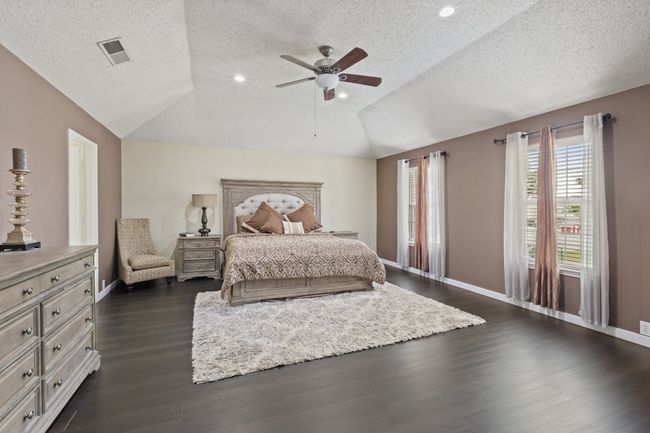 1317 Woodthorpe Dr, House other with 5 bedrooms, 3 bathrooms and null parking in Mesquite TX | Image 16