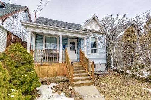 58 E 22nd St, Hamilton, ON, L8V2V3 | Card Image