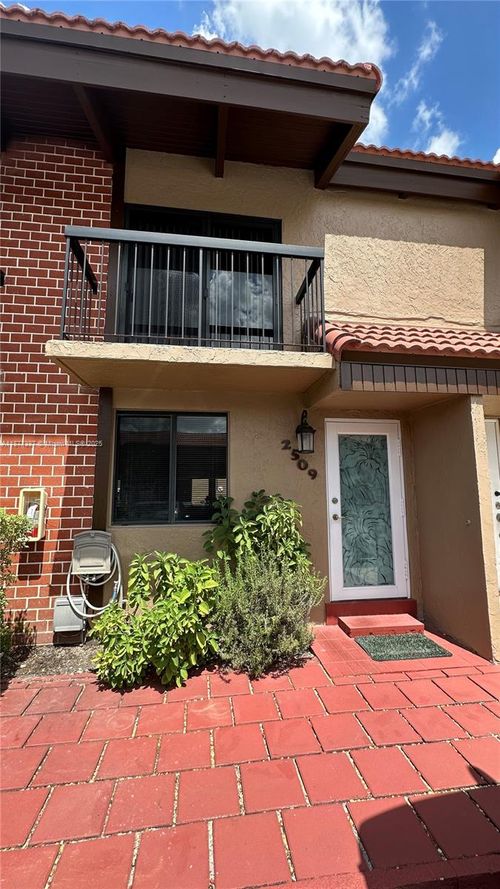 apt-2509-1801 Sw 107th Ave, Miami, FL, 33165-7994 | Card Image
