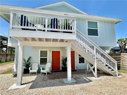 213 Avenue J, Port Aransas, TX, 78373-5503 | Card Image