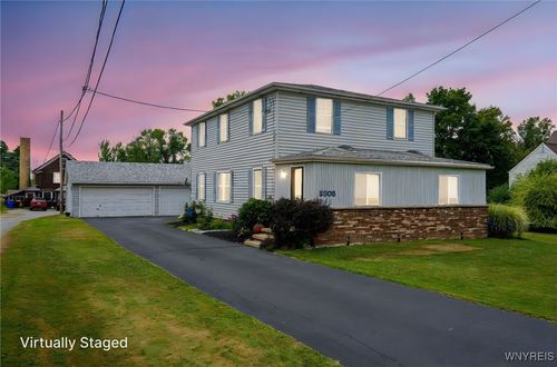 5508 Sterling Rd, Hamburg, NY, 14075-5876 | Card Image