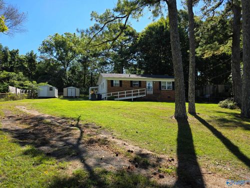 145 Harris Rd Nw, Huntsville, AL, 35806-1666 | Card Image