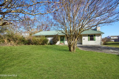 538 Waters Rd, Jacksonville, NC, 28546-9758 | Card Image