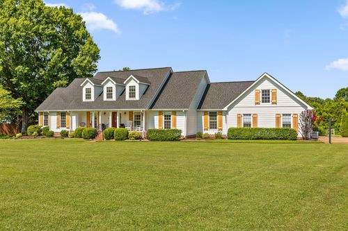 389 Pleasant View Dr, Ringgold, GA, 30736-4207 | Card Image