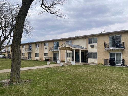 apt-2h-9562 Park Ln, Des Plaines, IL, 60016-3981 | Card Image
