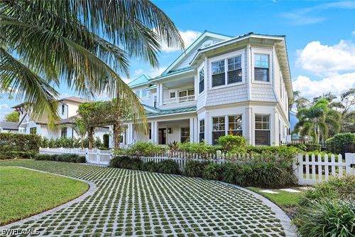 444 2nd Ave N, NAPLES, FL, 34102-8469 | Card Image