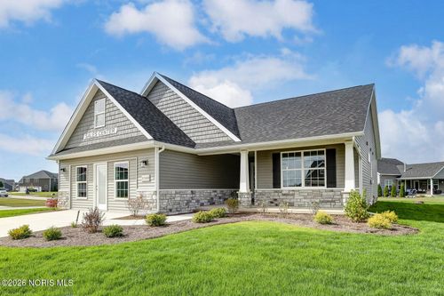 15100 Sugar Maple Dr, Perrysburg, OH, 43551-1453 | Card Image