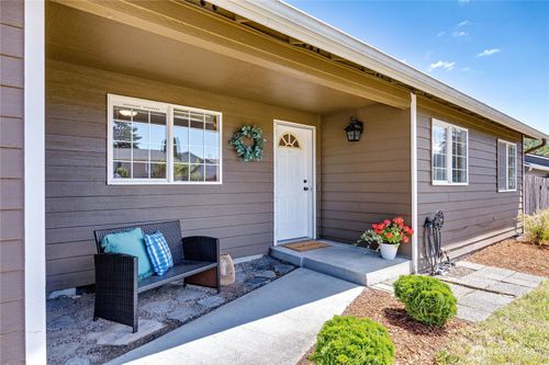 19782 Mosjon Cir Ne, Poulsbo, WA, 98370-8563 | Card Image