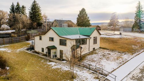 195 W Gatchell St, Buffalo, WY, 82834-2135 | Card Image