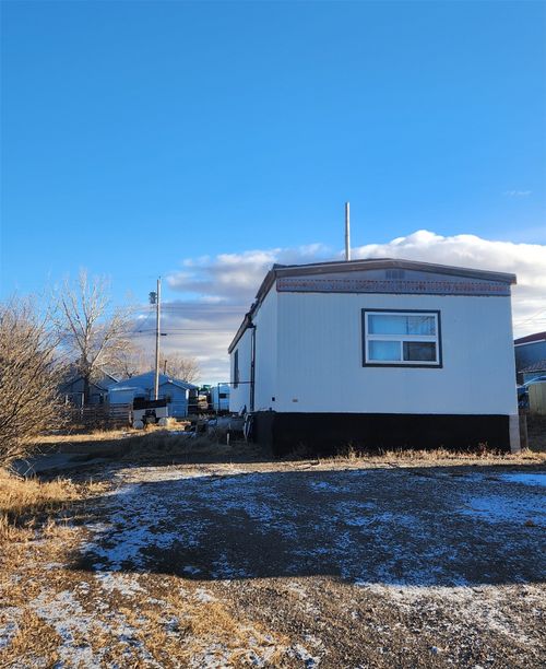 125 5th Ave Ne, Cut Bank, MT, 59427-2714 | Card Image