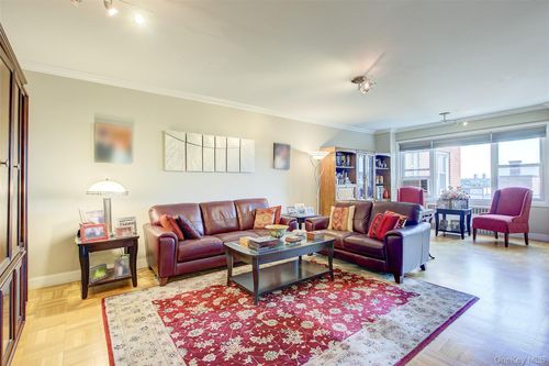 apt-810-110 Queens Blvd, Forest Hills, NY, 11375-5504 | Card Image