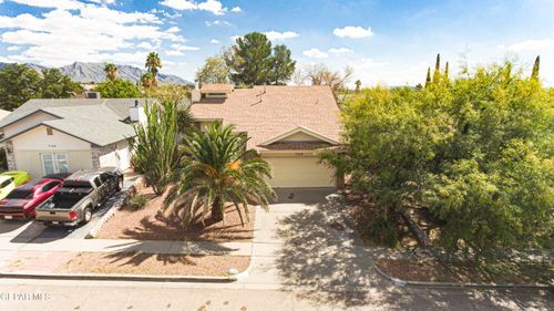 7200 Tierra Taos Dr, El Paso, TX, 79912-7671 | Card Image