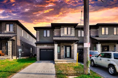 6751 Cropp St, Niagara Falls, ON, L2E0B7 | Card Image