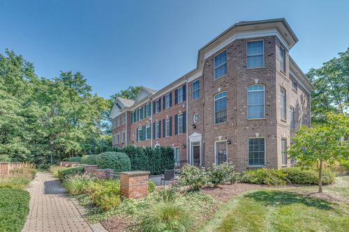 243 Avena Cir, Naperville, IL, 60565 | Card Image