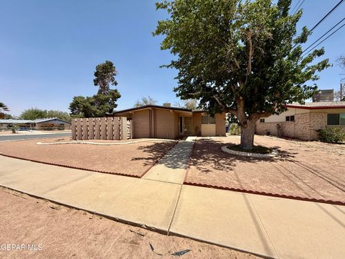 3216 Drumond Rd, El Paso, TX, 79925-4358 | Card Image