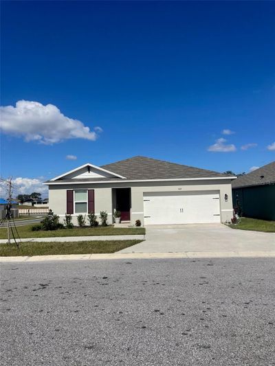 564 Boardwalk Avenue, House other with 3 bedrooms, 2 bathrooms and null parking in Haines City FL | Image 3