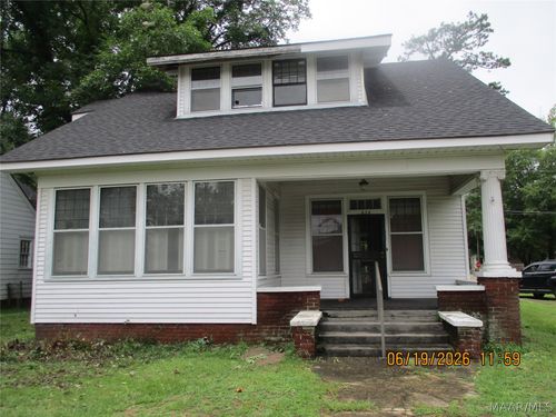 635 Pettus St, Selma, AL, 36701-5626 | Card Image