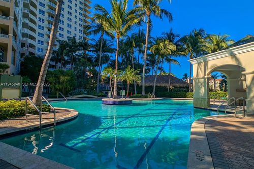 apt-511-19501 W Country Club Dr, Aventura, FL, 33180-2473 | Card Image