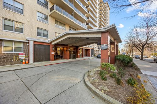 apt-7d-175 Wexford Ter, Jamaica, NY, 11432-2832 | Card Image