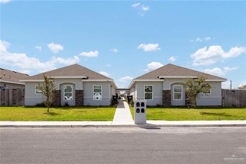1-2105 Davenport St, Weslaco, TX, 78596-2330 | Card Image