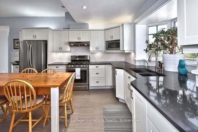 807035 25th Side Road, House other with 4 bedrooms, 3 bathrooms and 6 parking in Grey Highlands ON | Image 16