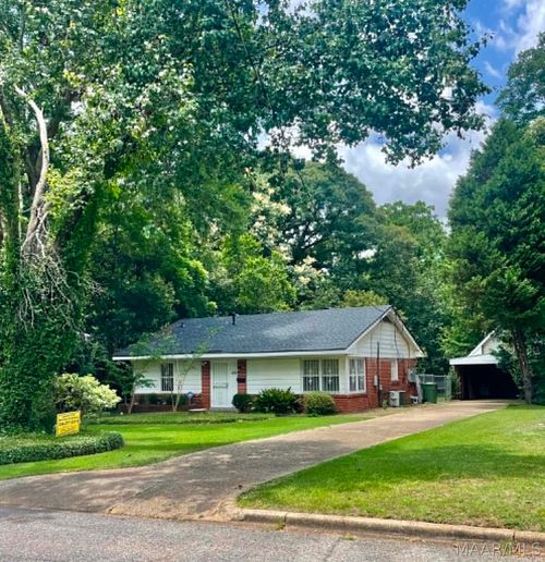 3019 Cabot St, Montgomery, AL, 36110-2401 | Card Image
