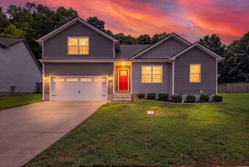 2893 Teakwood Dr, Clarksville, TN, 37040-1610 | Card Image