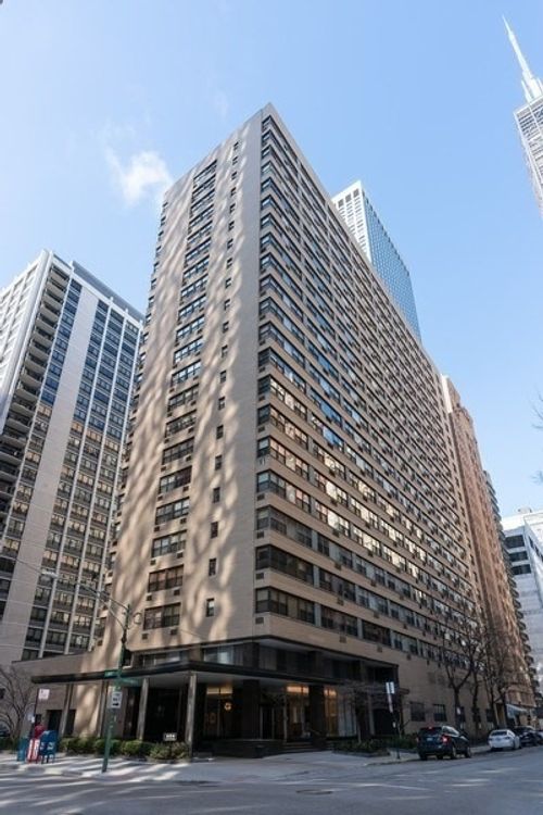 22f-850 Dewitt Pl, Chicago, IL, 60611-7334 | Card Image