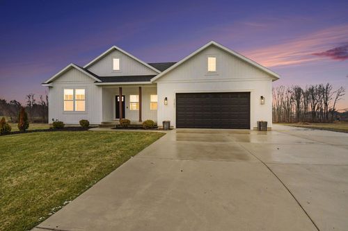 3382 13th St, Wayland, MI, 49348-9547 | Card Image