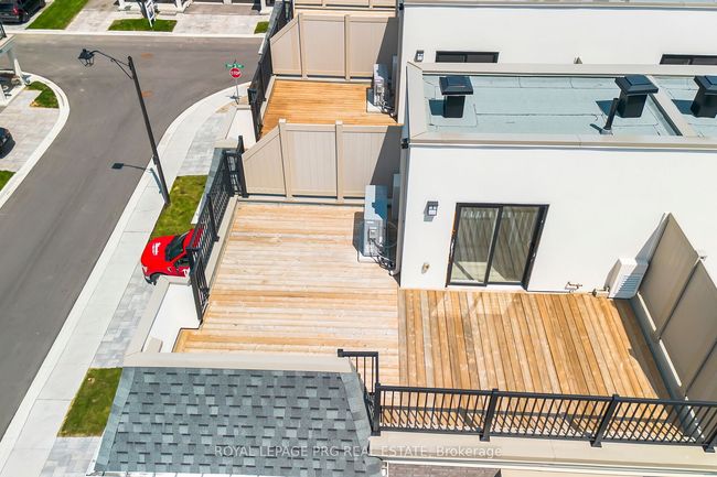 17 - 8 Sayers Lane, Condo with 3 bedrooms, 3 bathrooms and 1 parking in Richmond Hill ON | Image 43