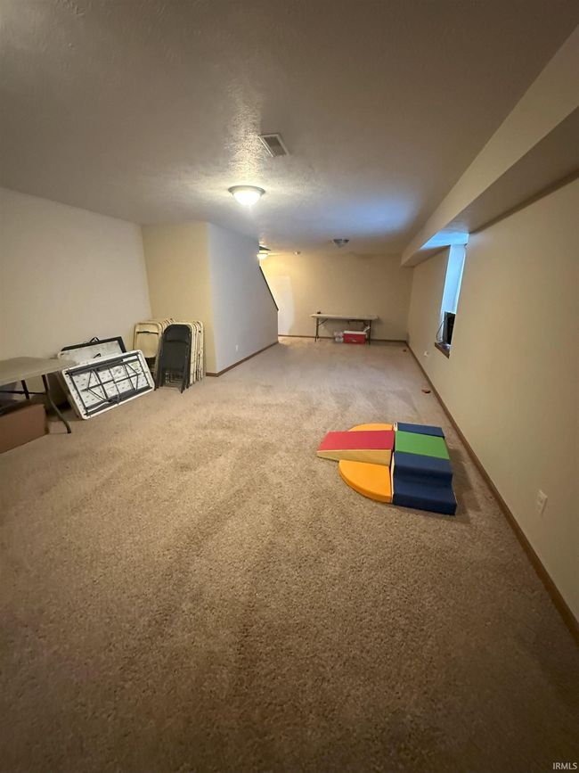 26092 State Line Rd, House other with 3 bedrooms, 2 bathrooms and null parking in Elkhart IN | Image 12
