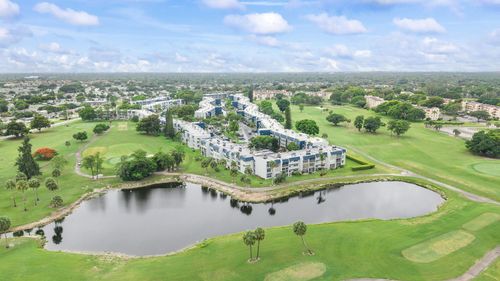 h-305-7807 Golf Cir Drive, Margate, FL, 33063 | Card Image