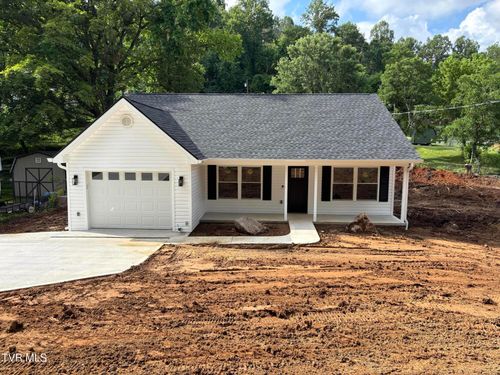 411 Woodcrest Dr, Kingsport, TN, 37663-2329 | Card Image